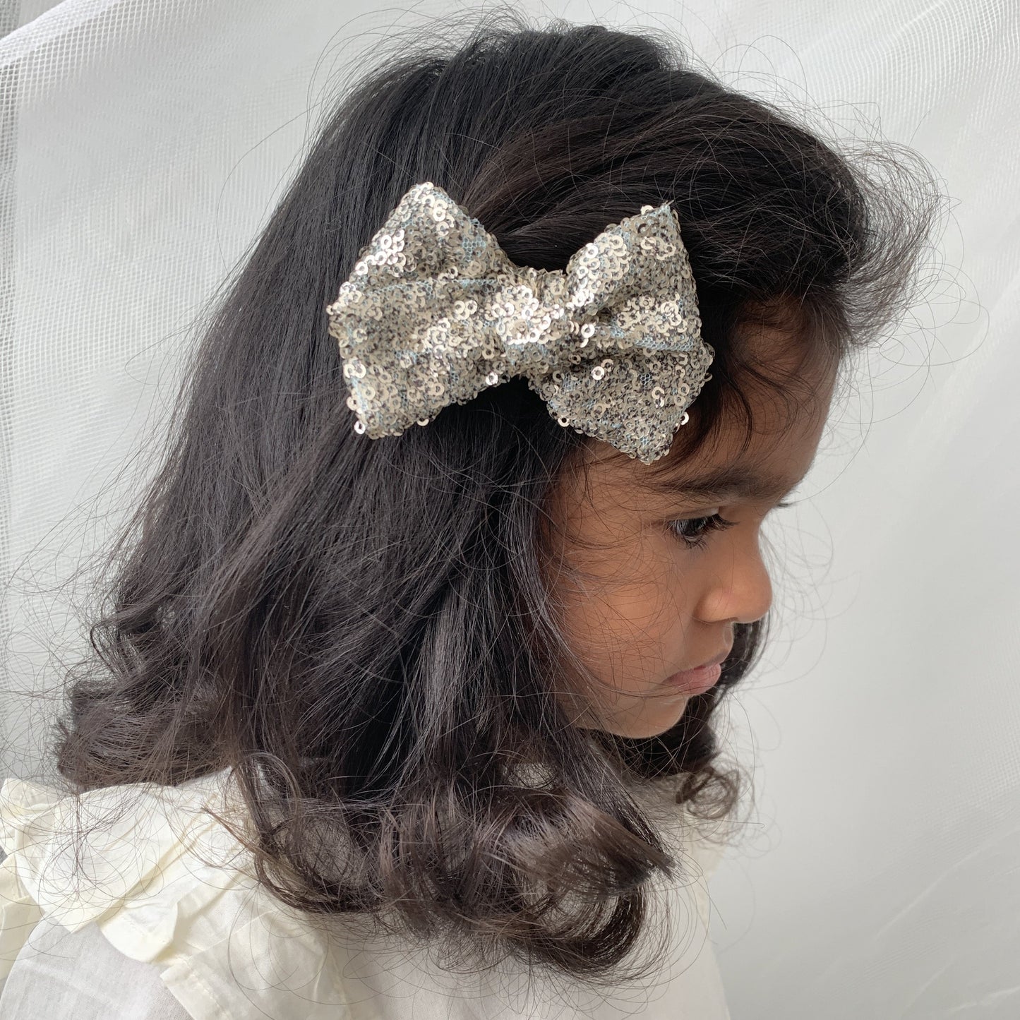 sequin | regular bow