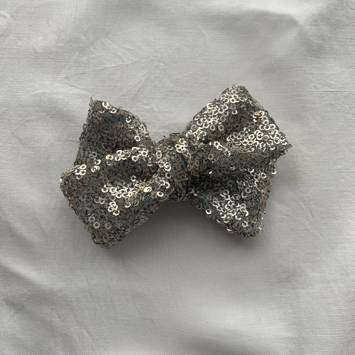 sequin | regular bow