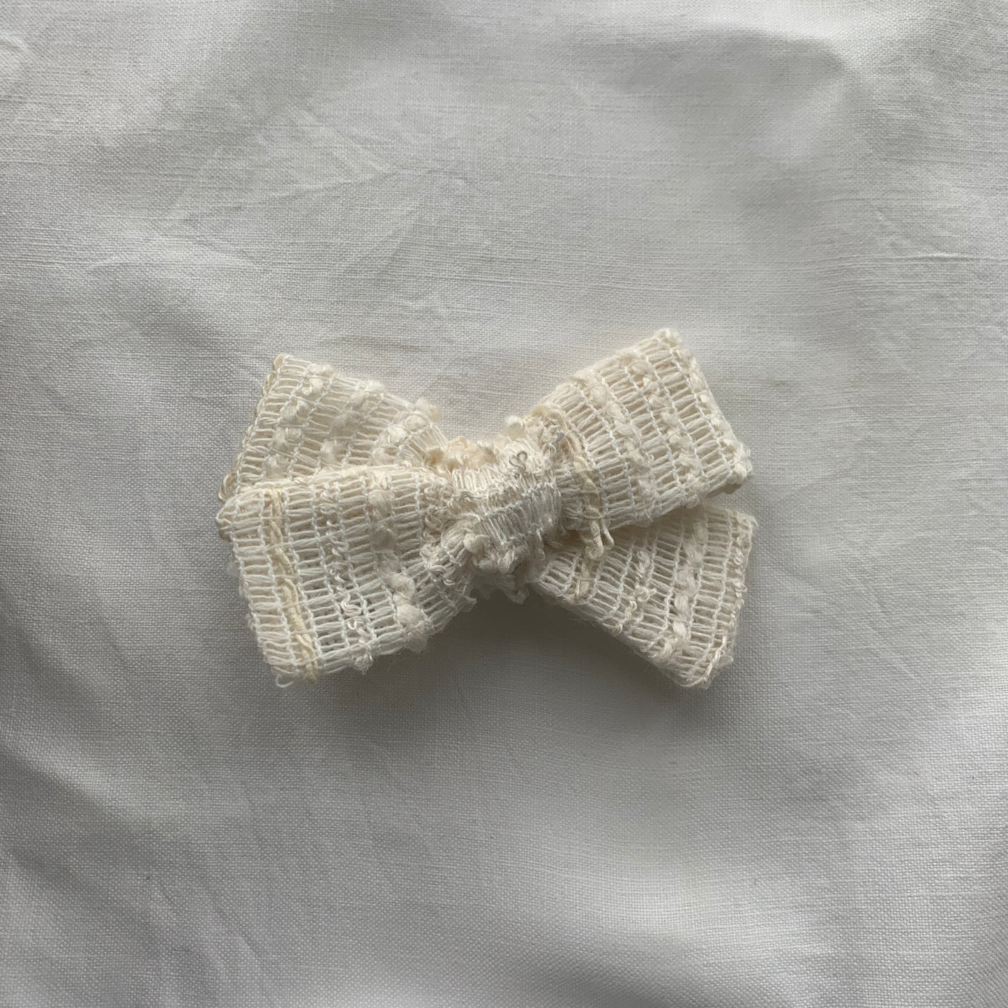 white jute | baby bow