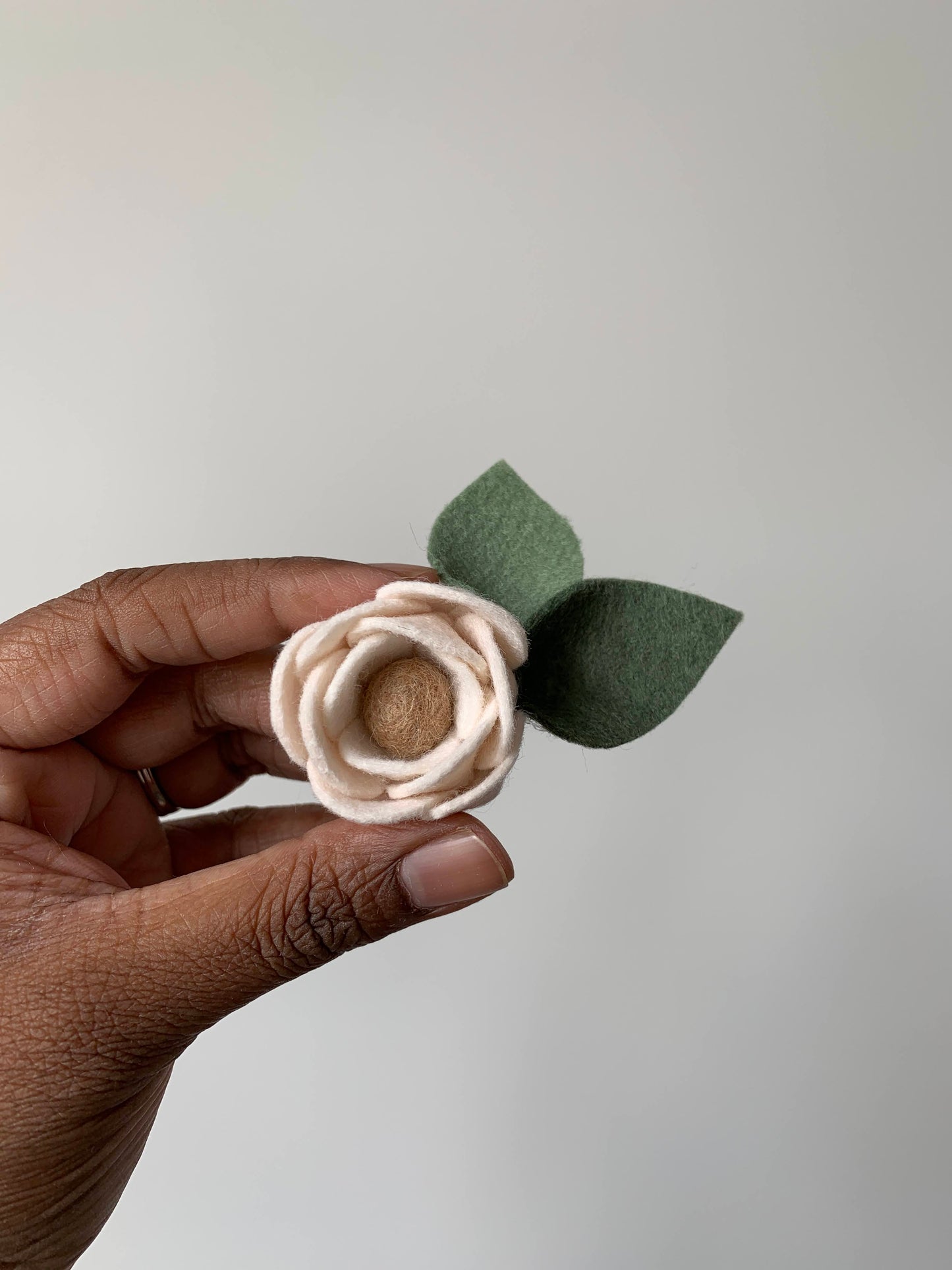 button roses