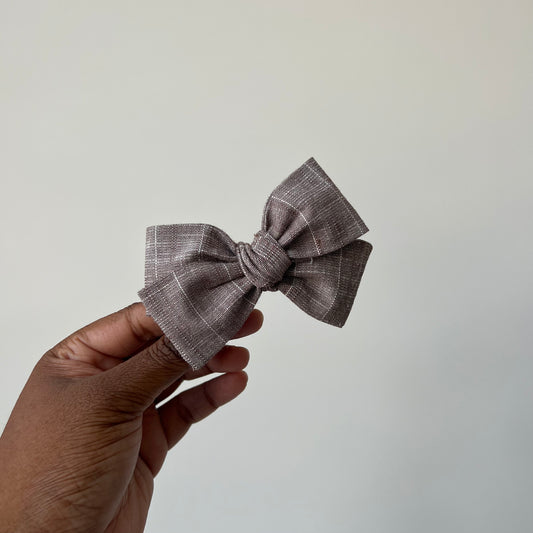 stone linen | regular bow