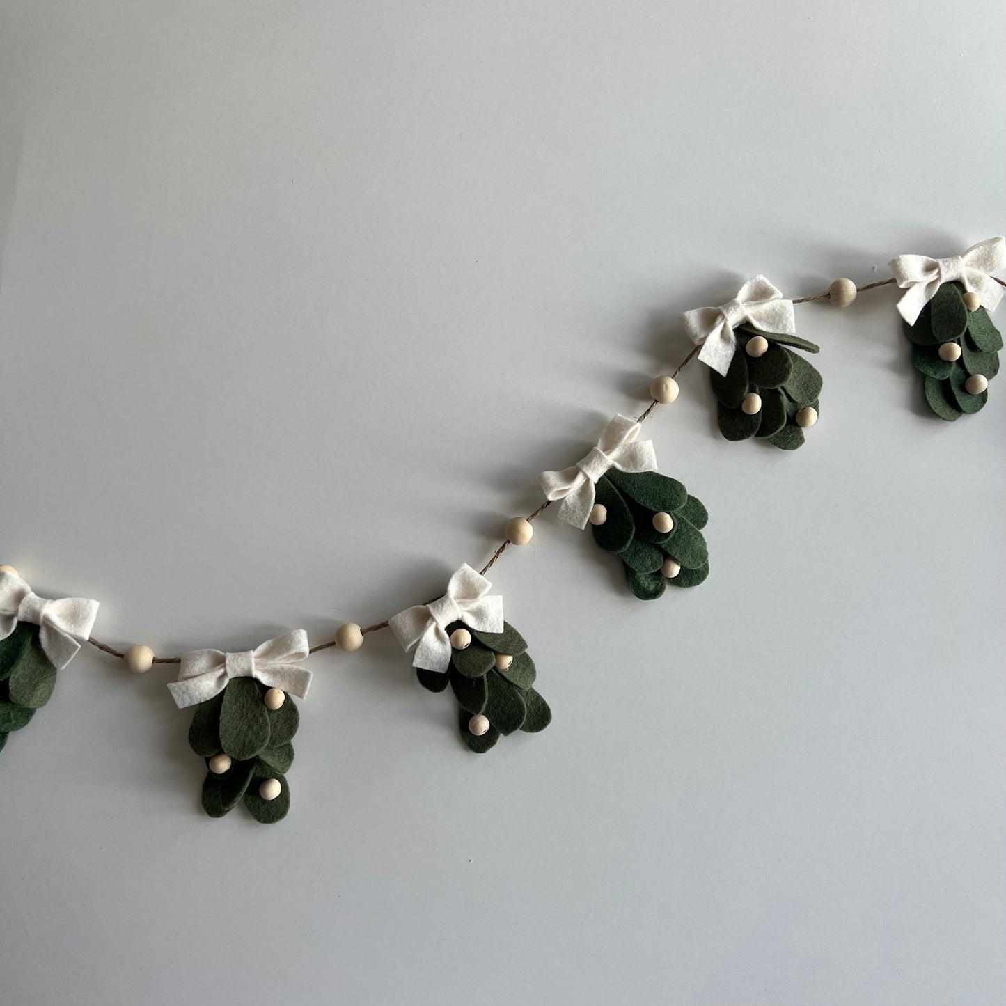 mistletoe garland