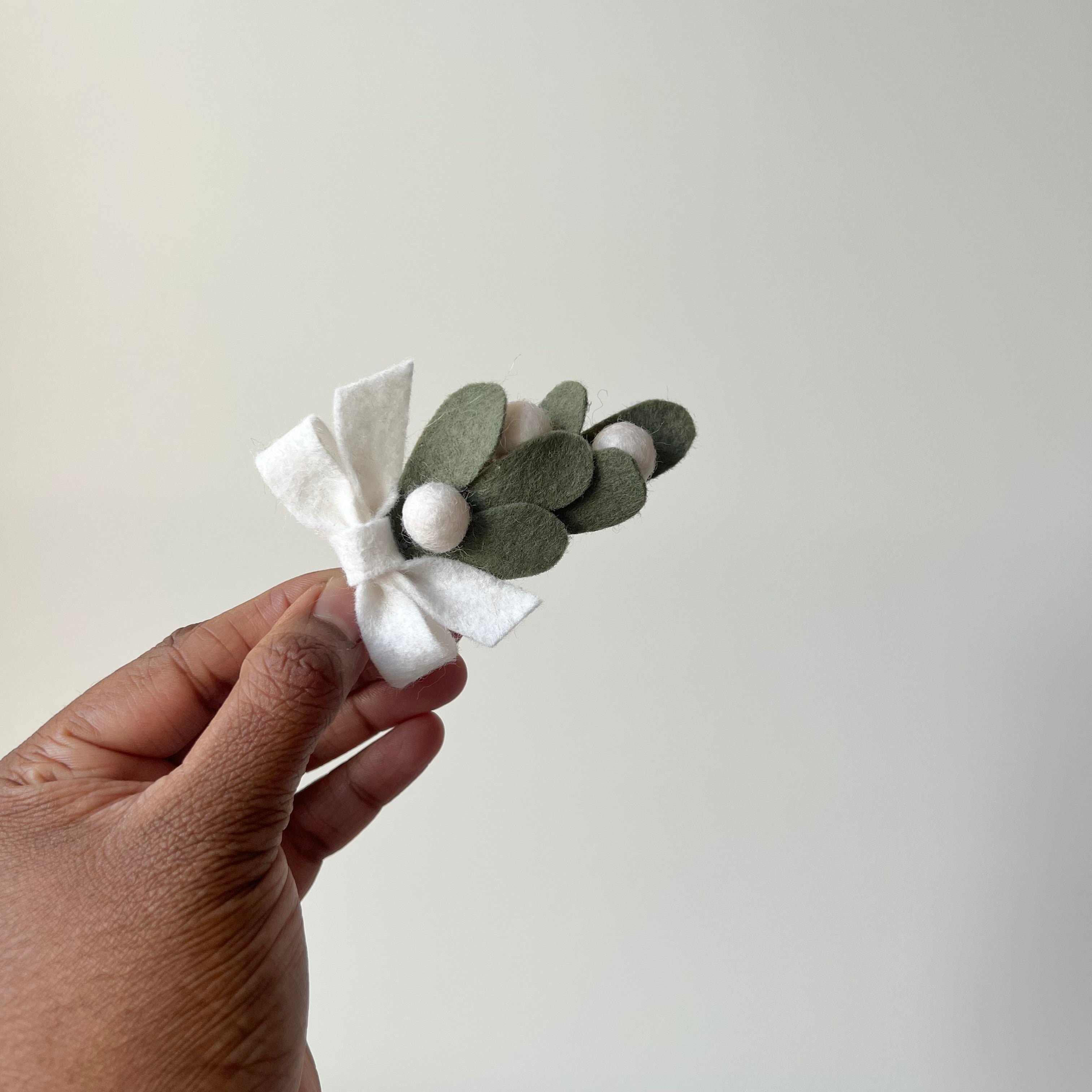 Mistletoe Express mistletoe – Felt Me Knot