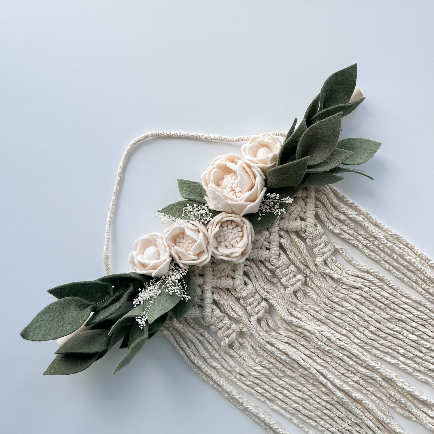 linen floral macrame bow holder